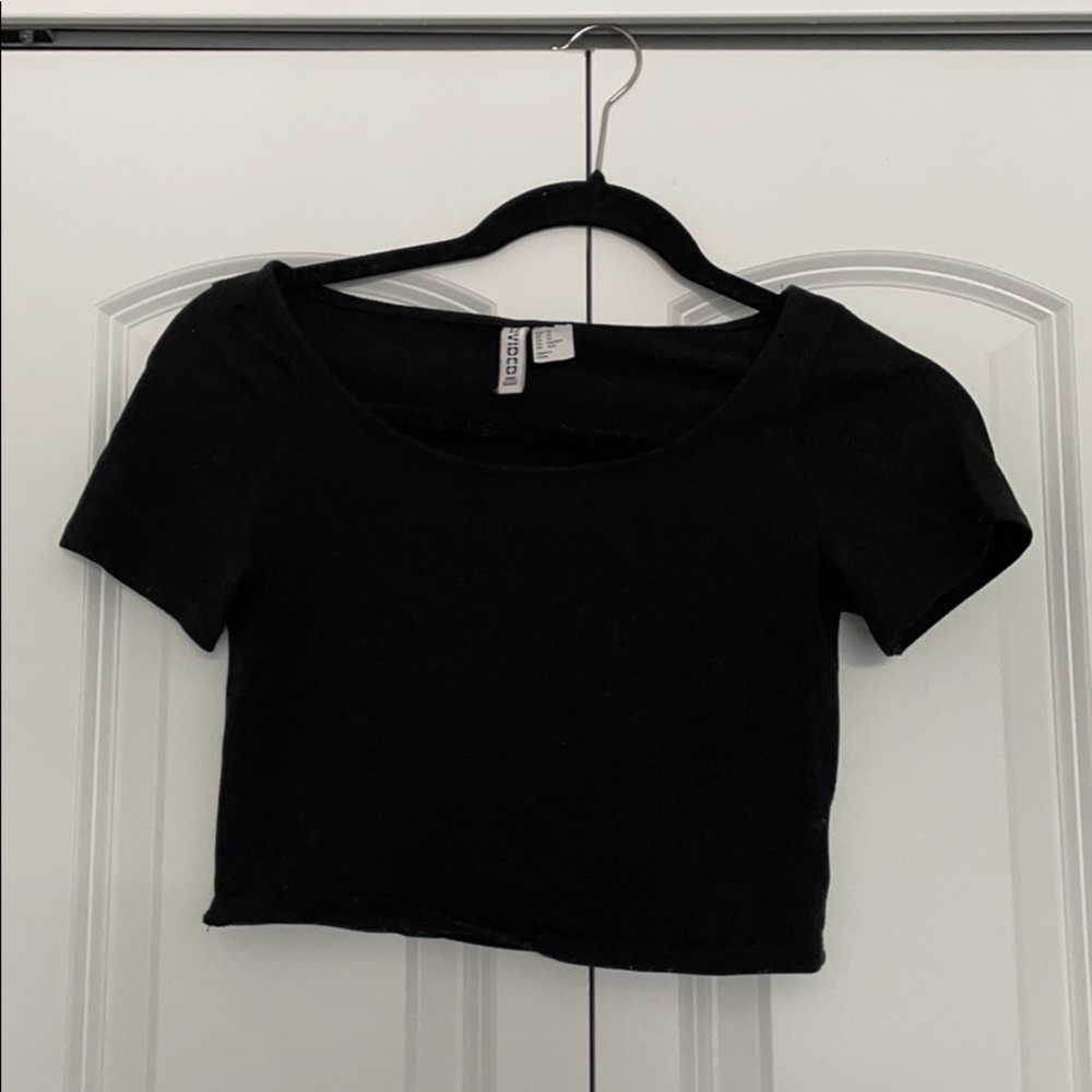 Black crop top